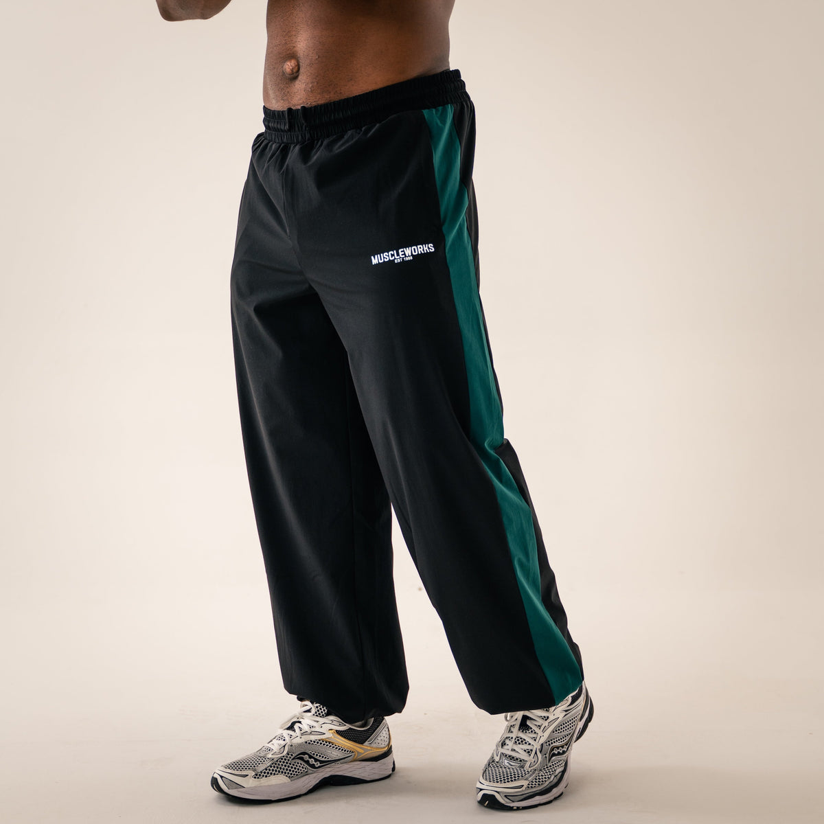 MW Retro Track Joggers - Black / Heritage Green