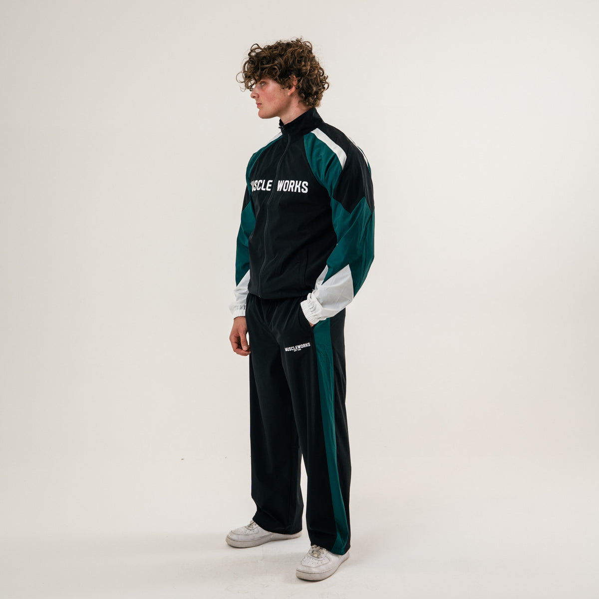 MW Retro Track Joggers - Black / Heritage Green