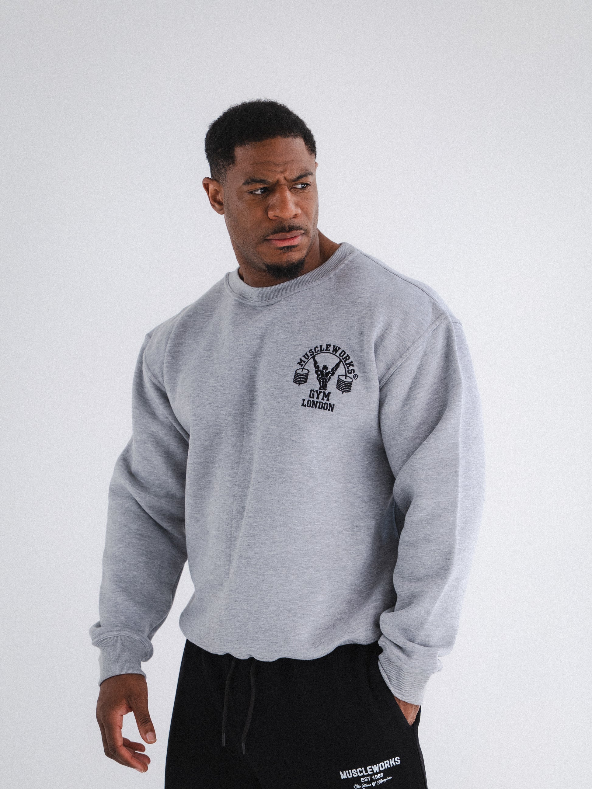 MW Crew Neck Grey With Black