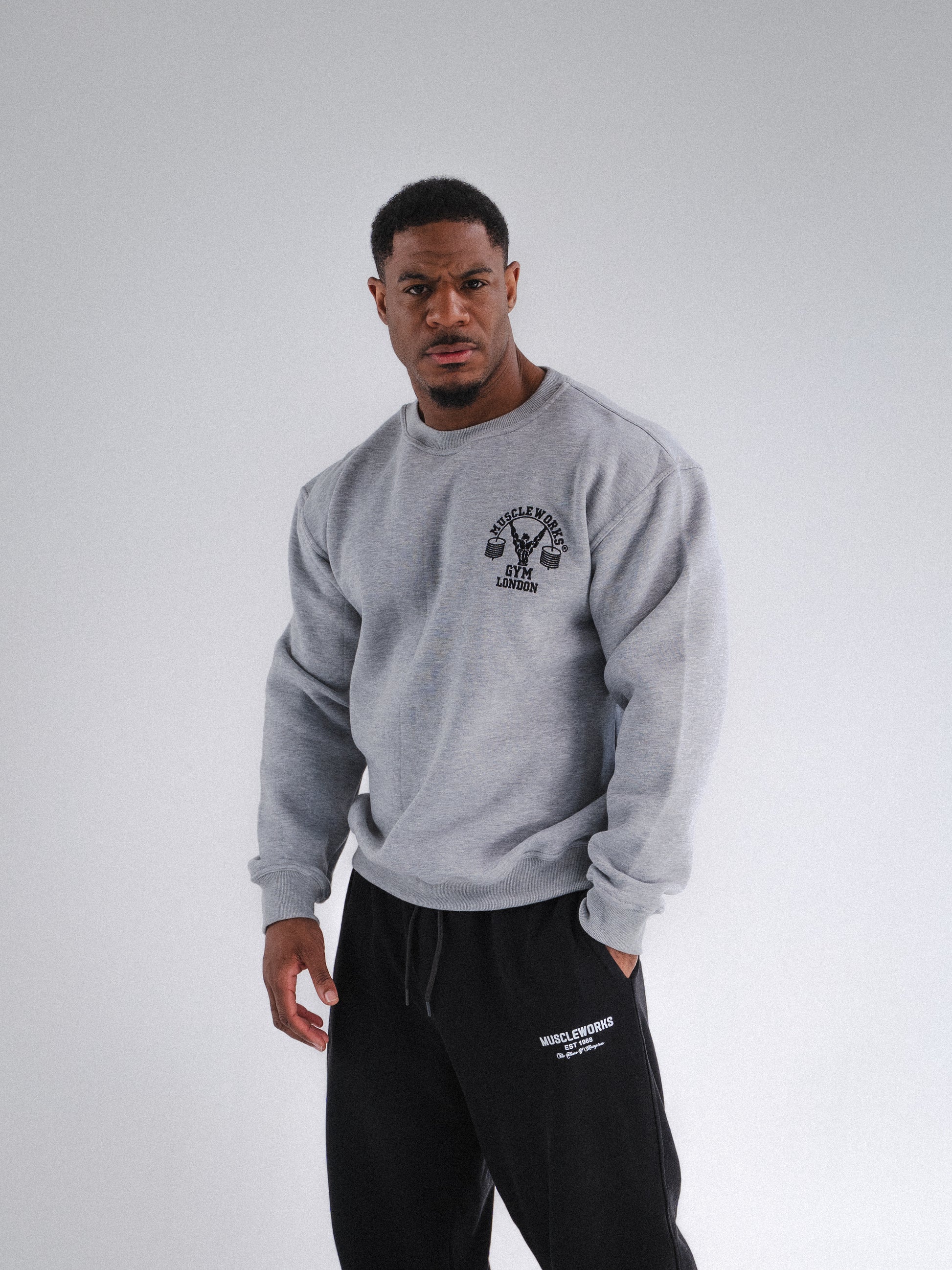 MW Crew Neck Grey With Black