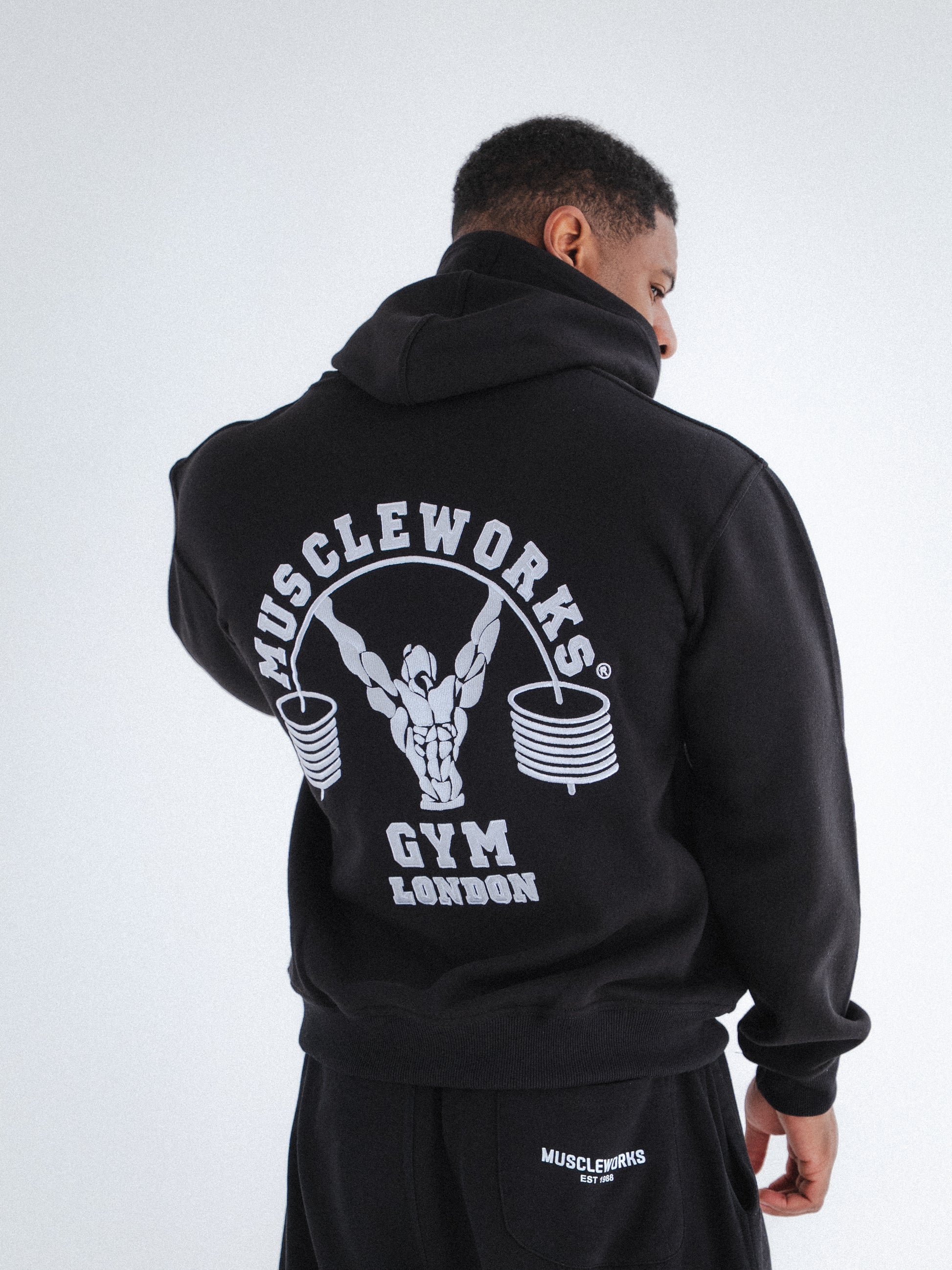 MW Classic Hoodie Black
