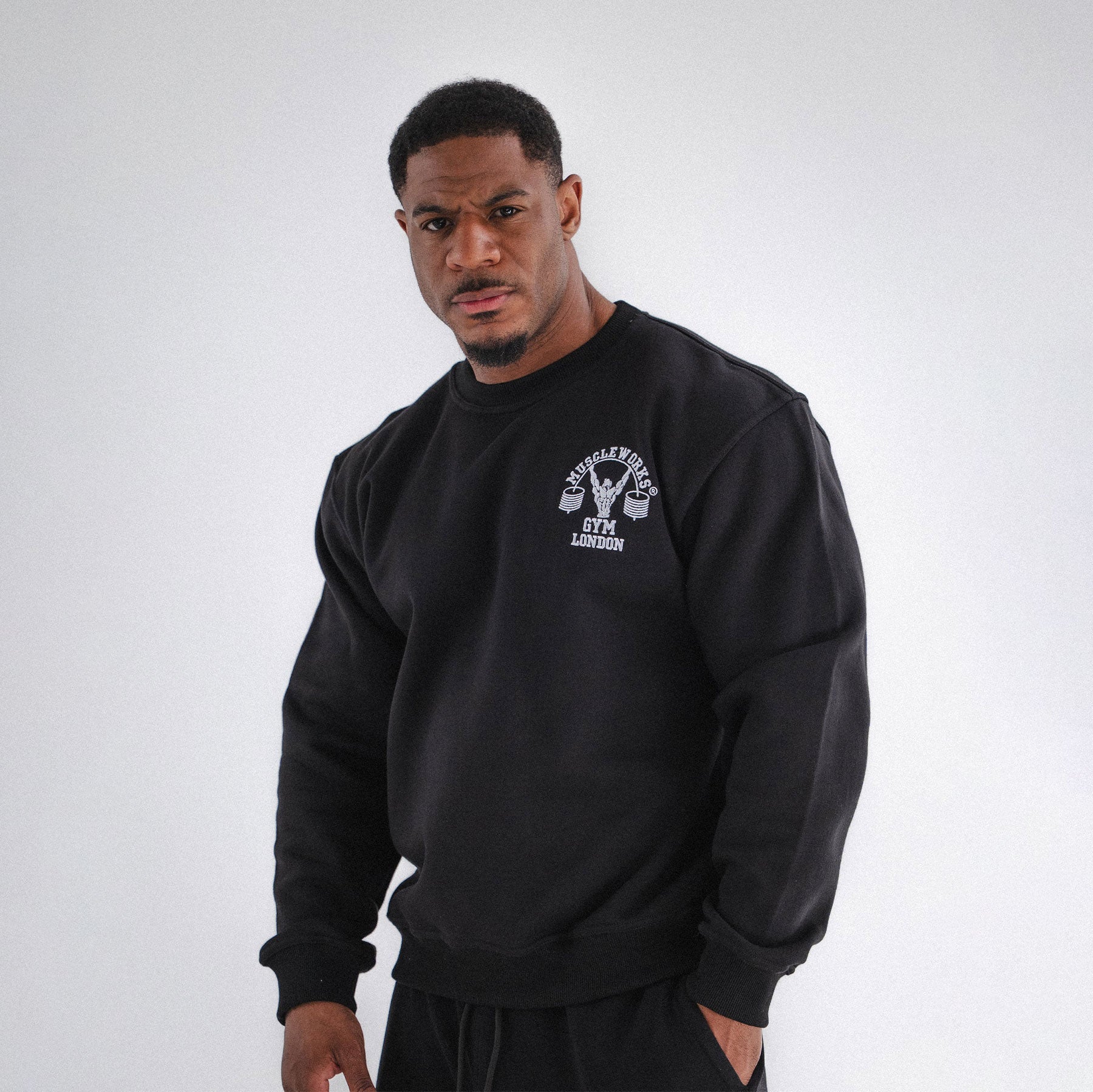 MW Crew Neck Black With White